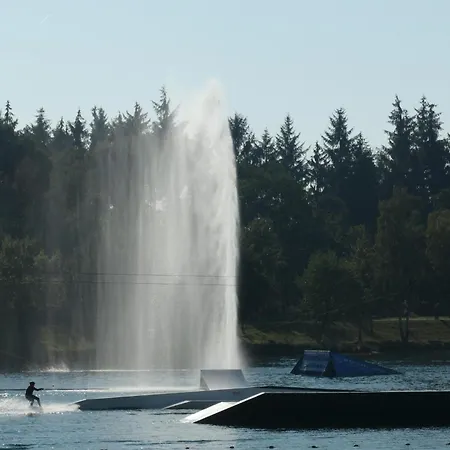 Haus Kaninchenhoehle * 但肯