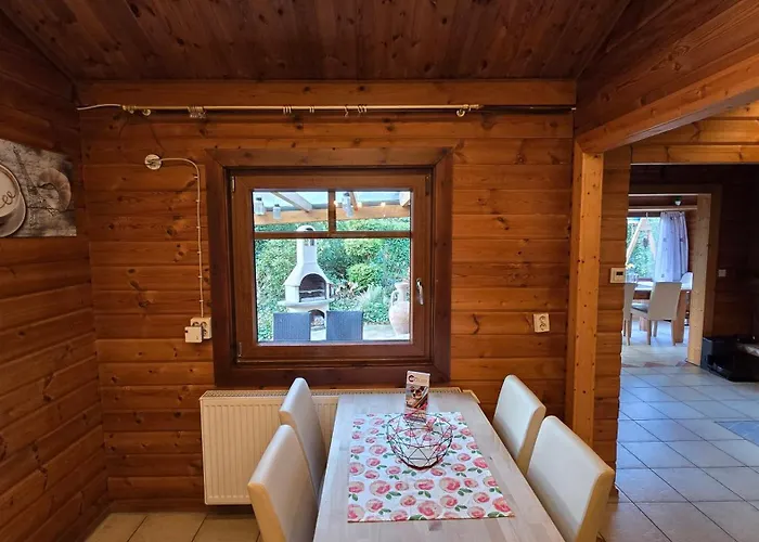 Haus Kaninchenhoehle Nyaraló